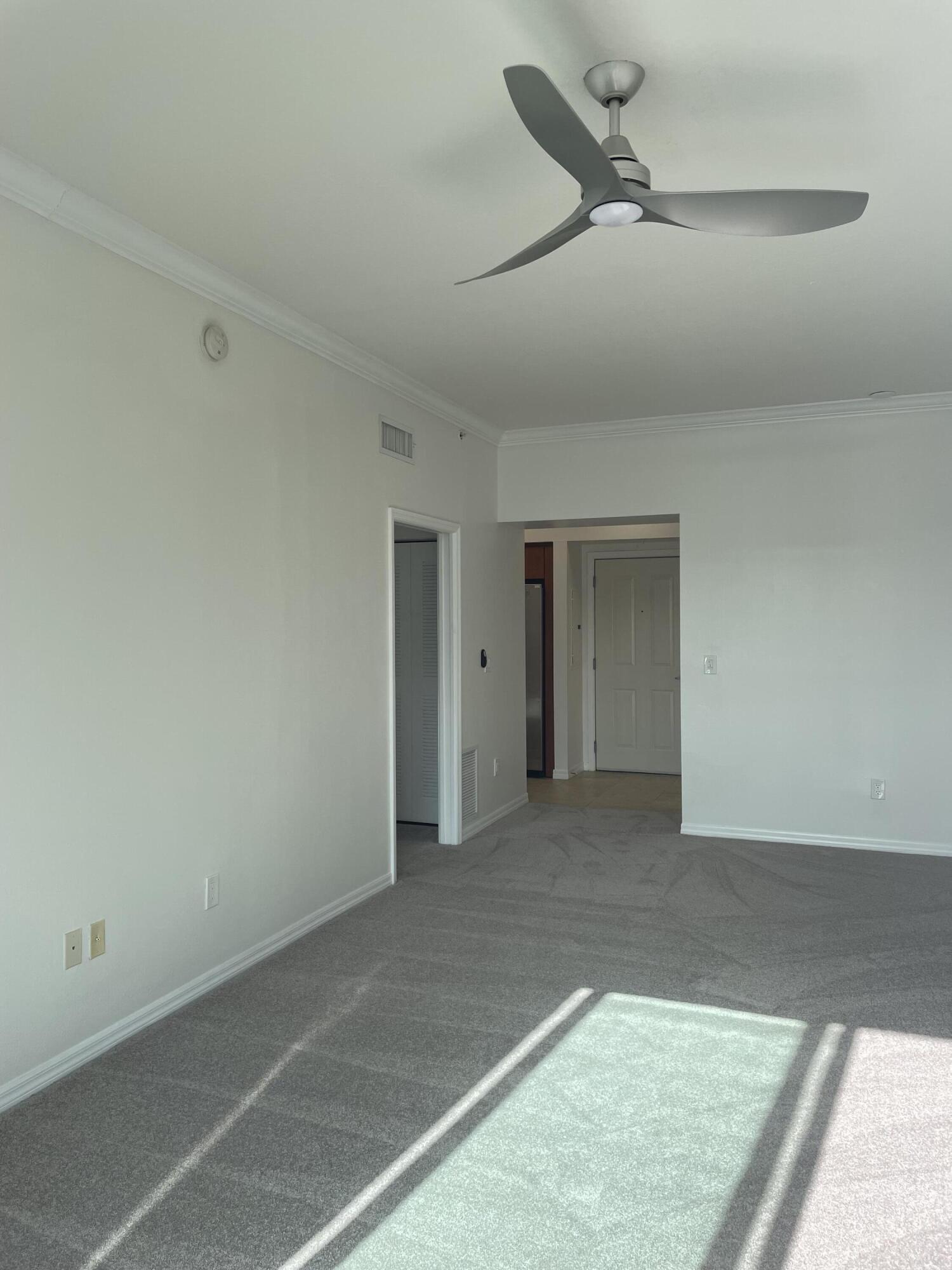 PRADO CONDO - Residential