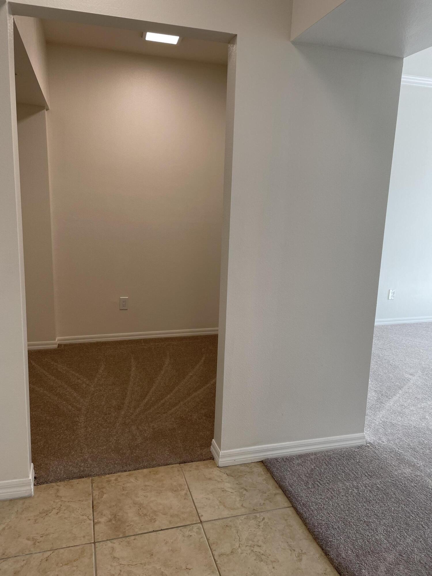PRADO CONDO - Residential