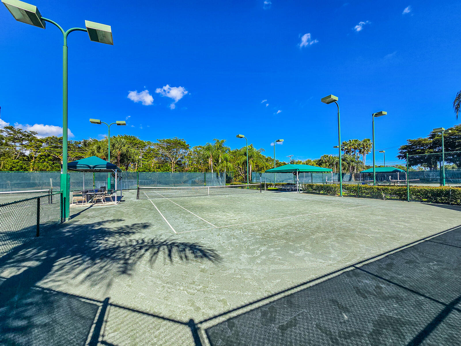 CASCADE LAKES - Residential Lease
