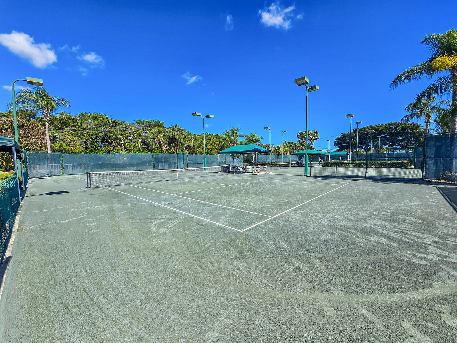 CASCADE LAKES - Residential Lease