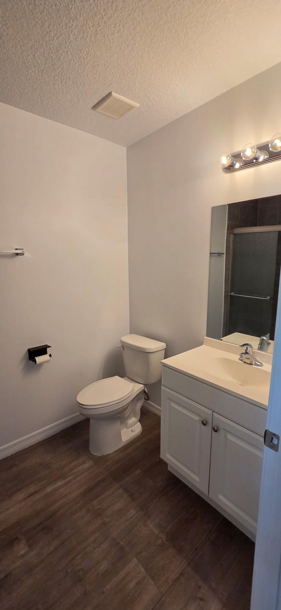 VERO BEACH HIGHLANDS UNIT 4 - Residential Lease
