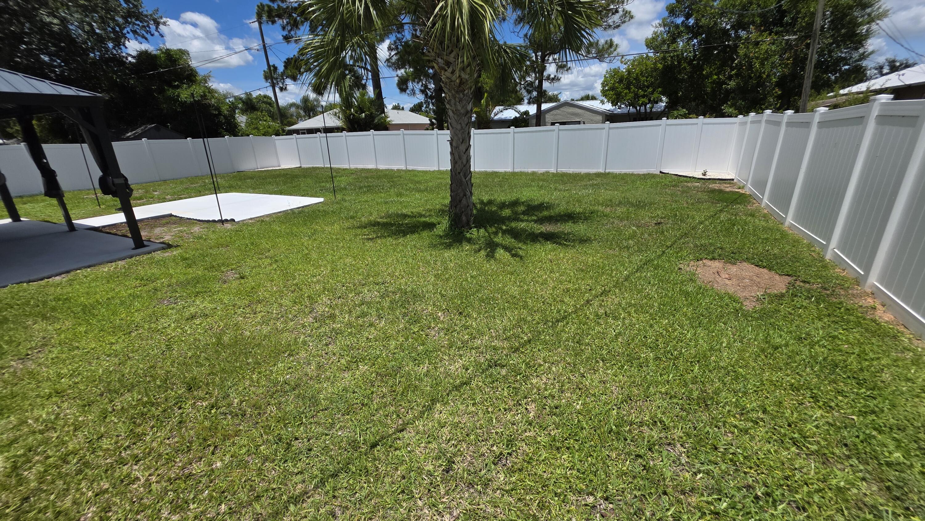 VERO BEACH HIGHLANDS UNIT 4 - Residential Lease