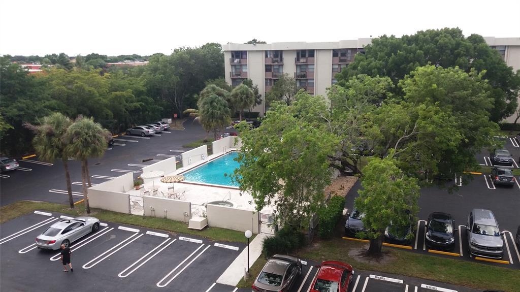 CORAL SPRINGS TOWER CLUB II - Residential Lease