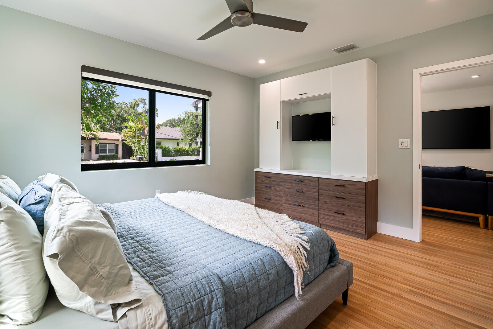 RIVIERA PARK - Residential