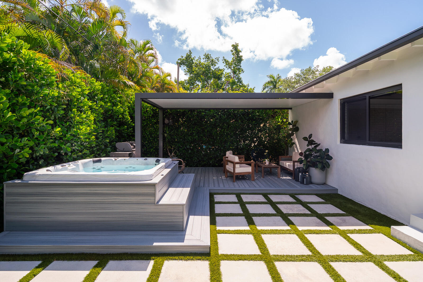 RIVIERA PARK - Residential