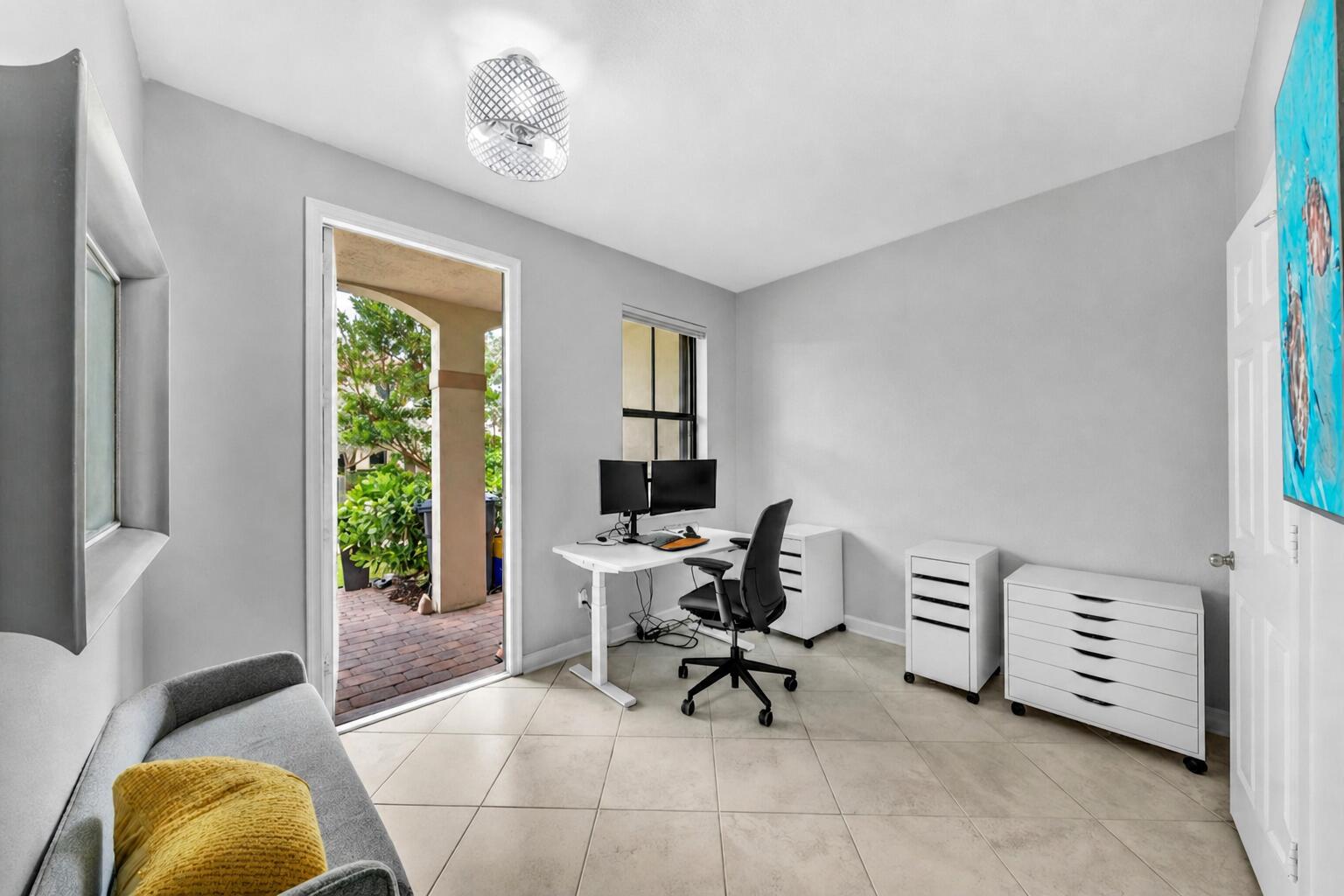 SABAL GROVE PLAT TWO - Residential Lease