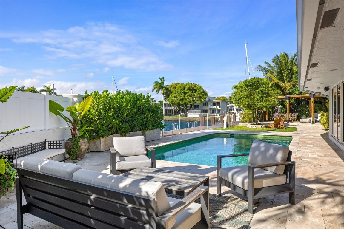 Sunrise Key 45-6 B - Residential