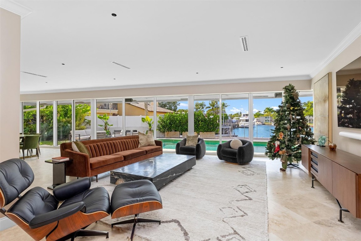Sunrise Key 45-6 B - Residential