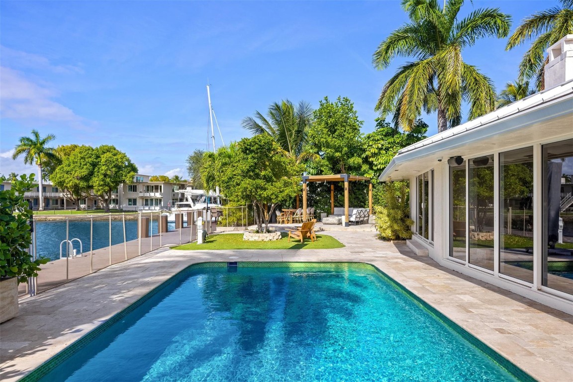 Sunrise Key 45-6 B - Residential
