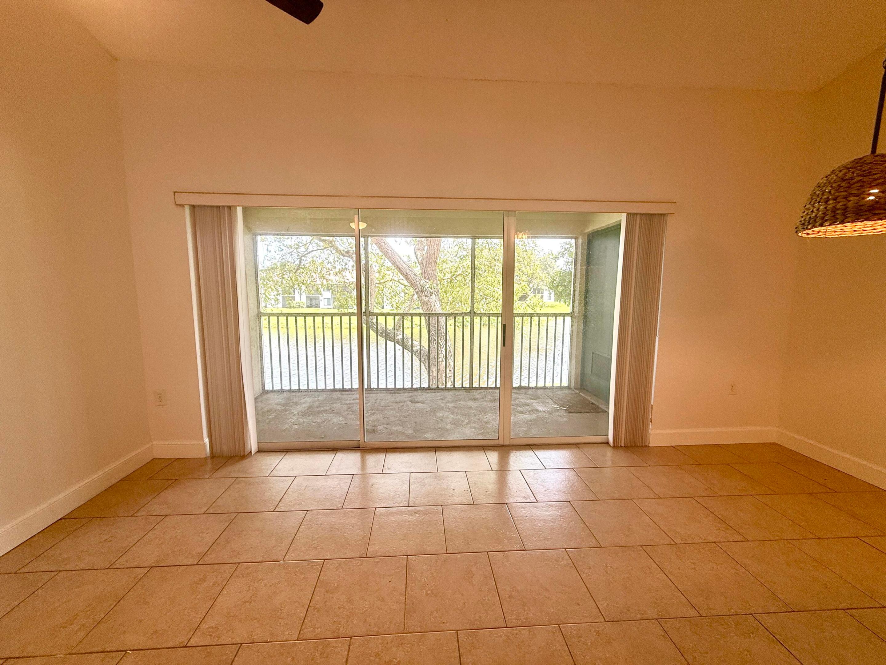 STERLING VILLAGES OF PALM BEACH LAKES CONDO - Residential