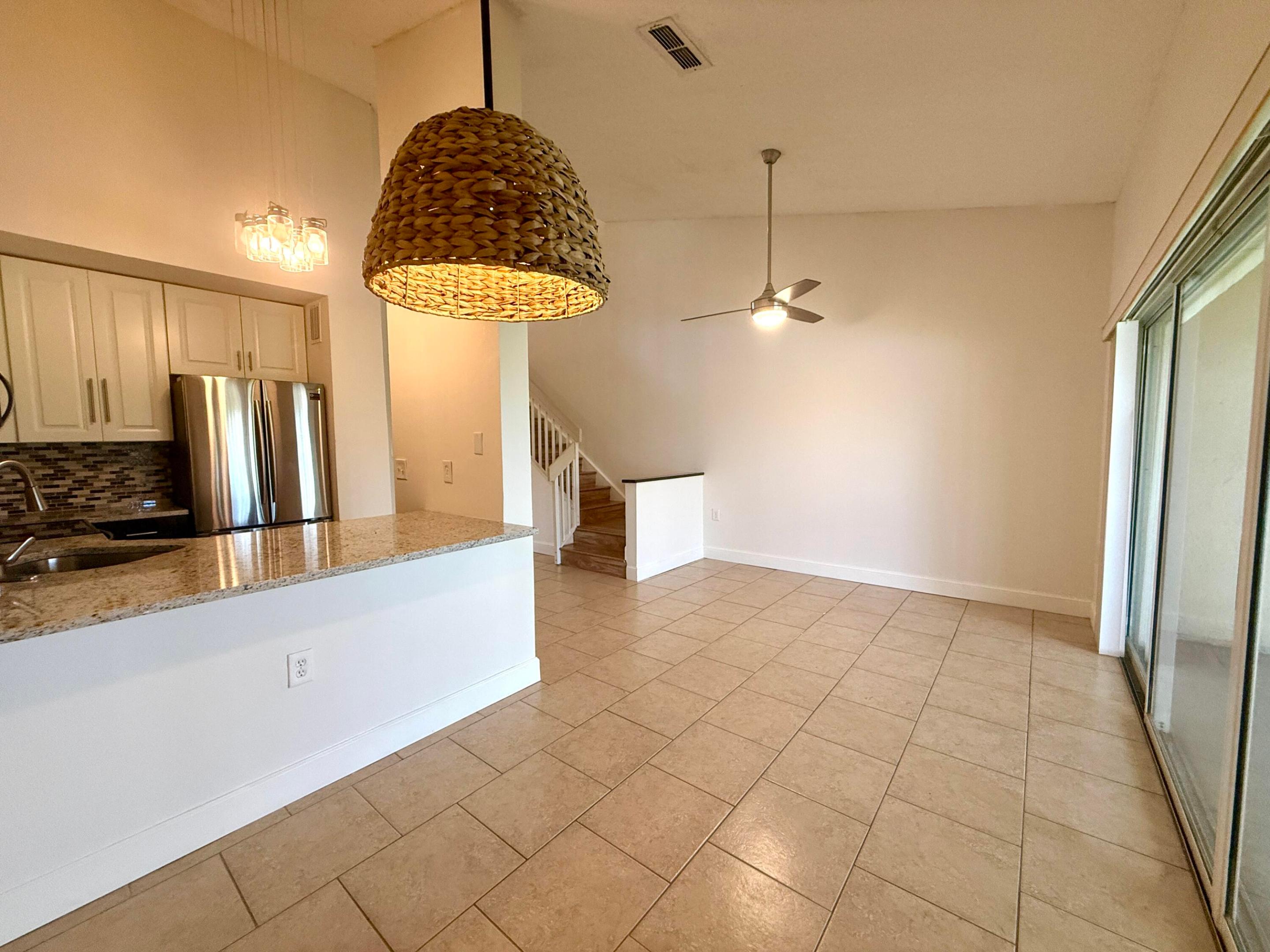 STERLING VILLAGES OF PALM BEACH LAKES CONDO - Residential