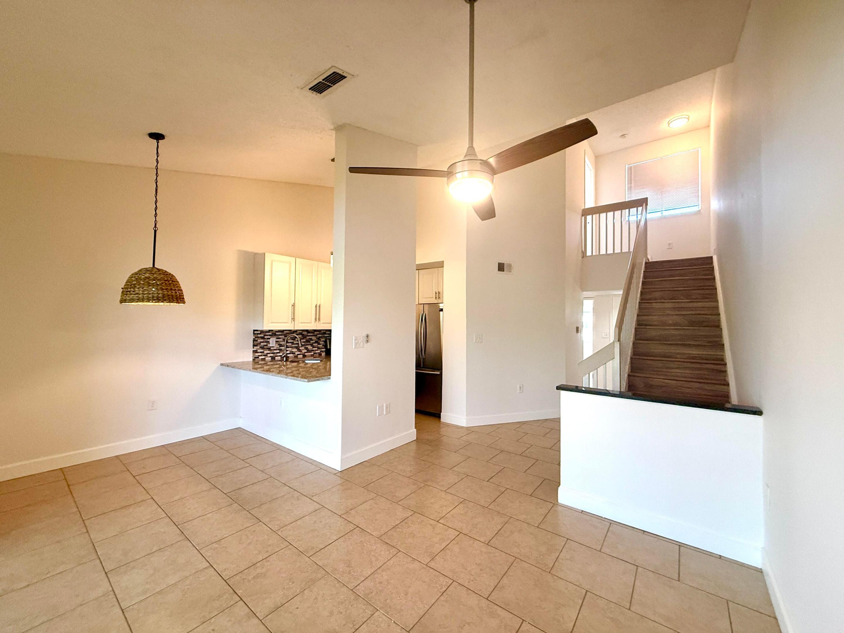 STERLING VILLAGES OF PALM BEACH LAKES CONDO - Residential