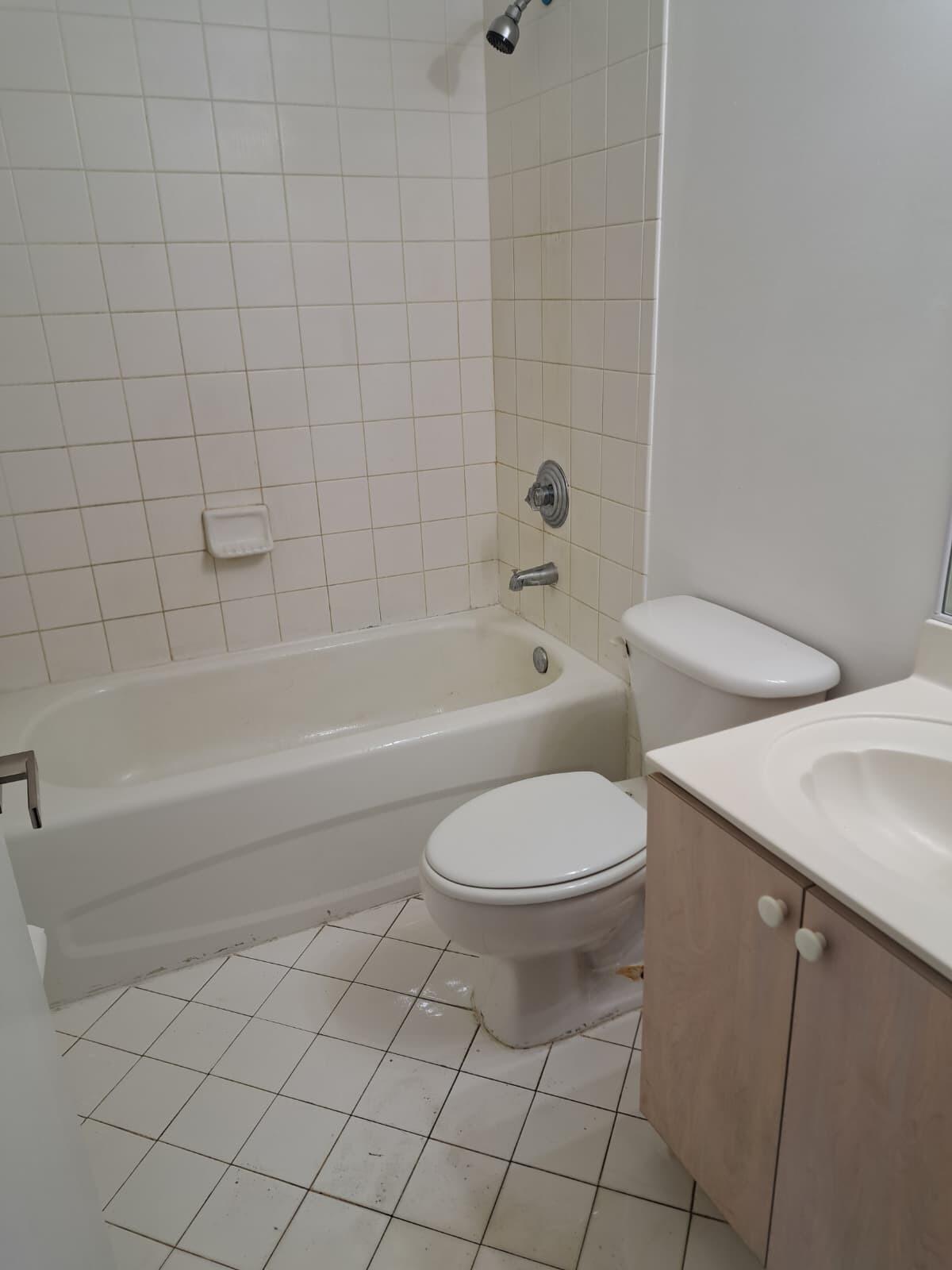 VENETIA GARDENS CONDO - Residential Lease