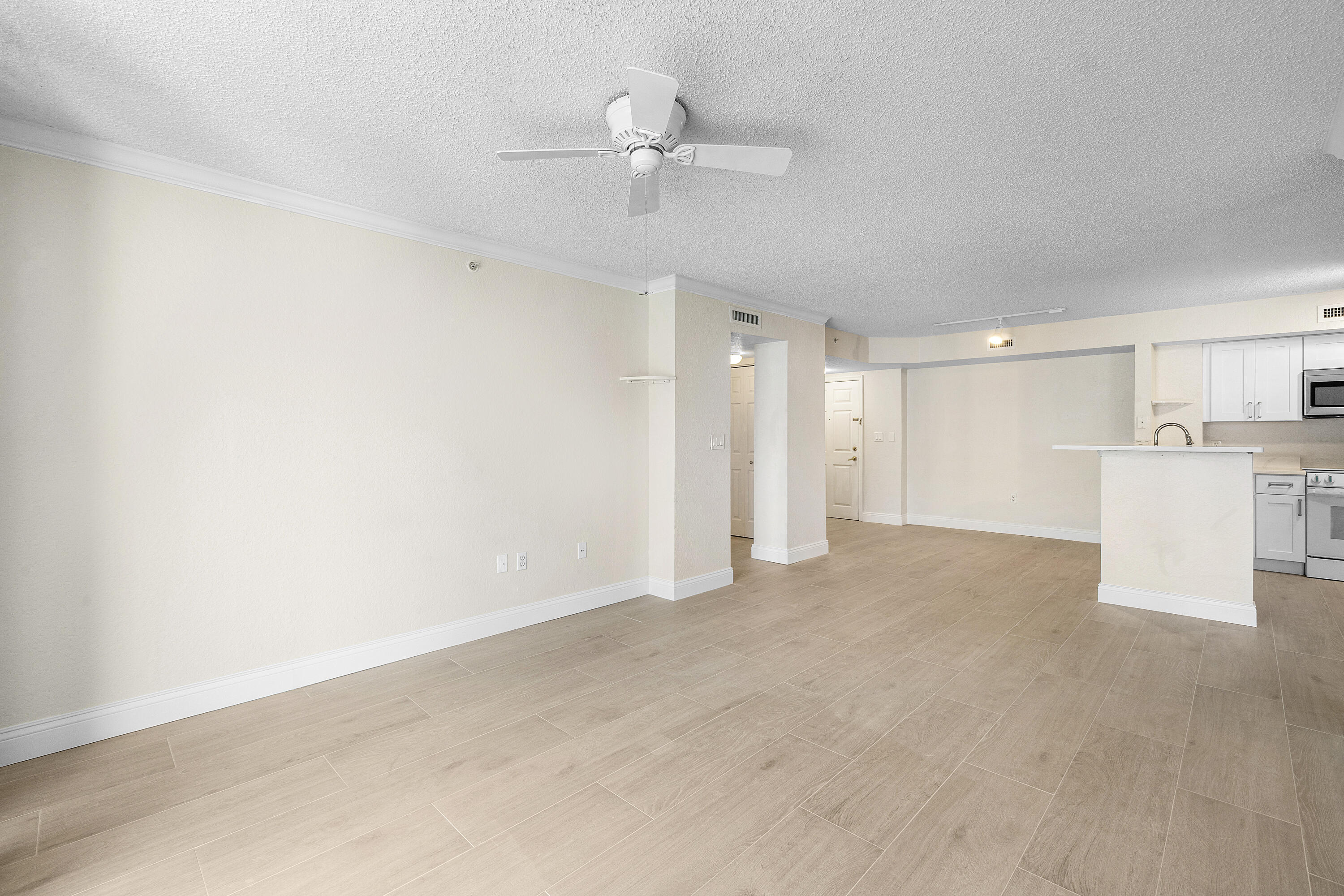 FLAGLER POINTE CONDO - Residential Lease
