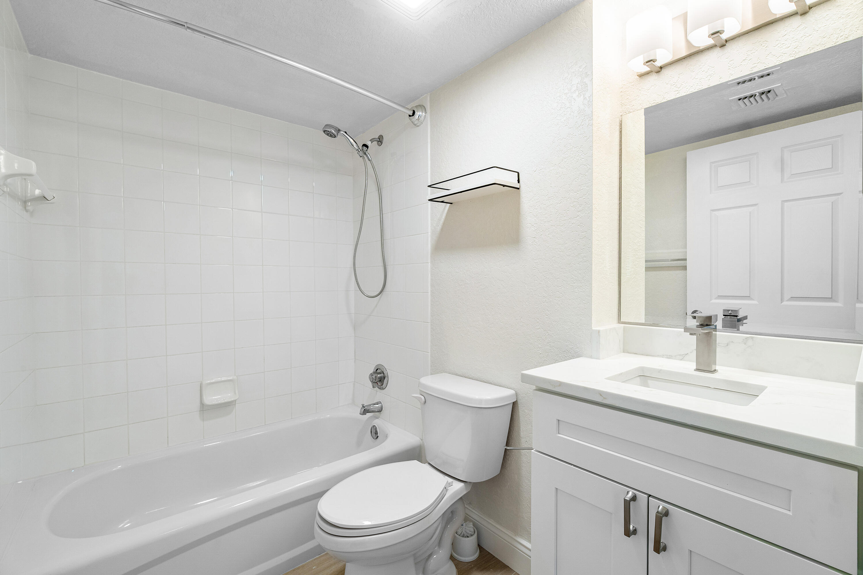 FLAGLER POINTE CONDO - Residential Lease