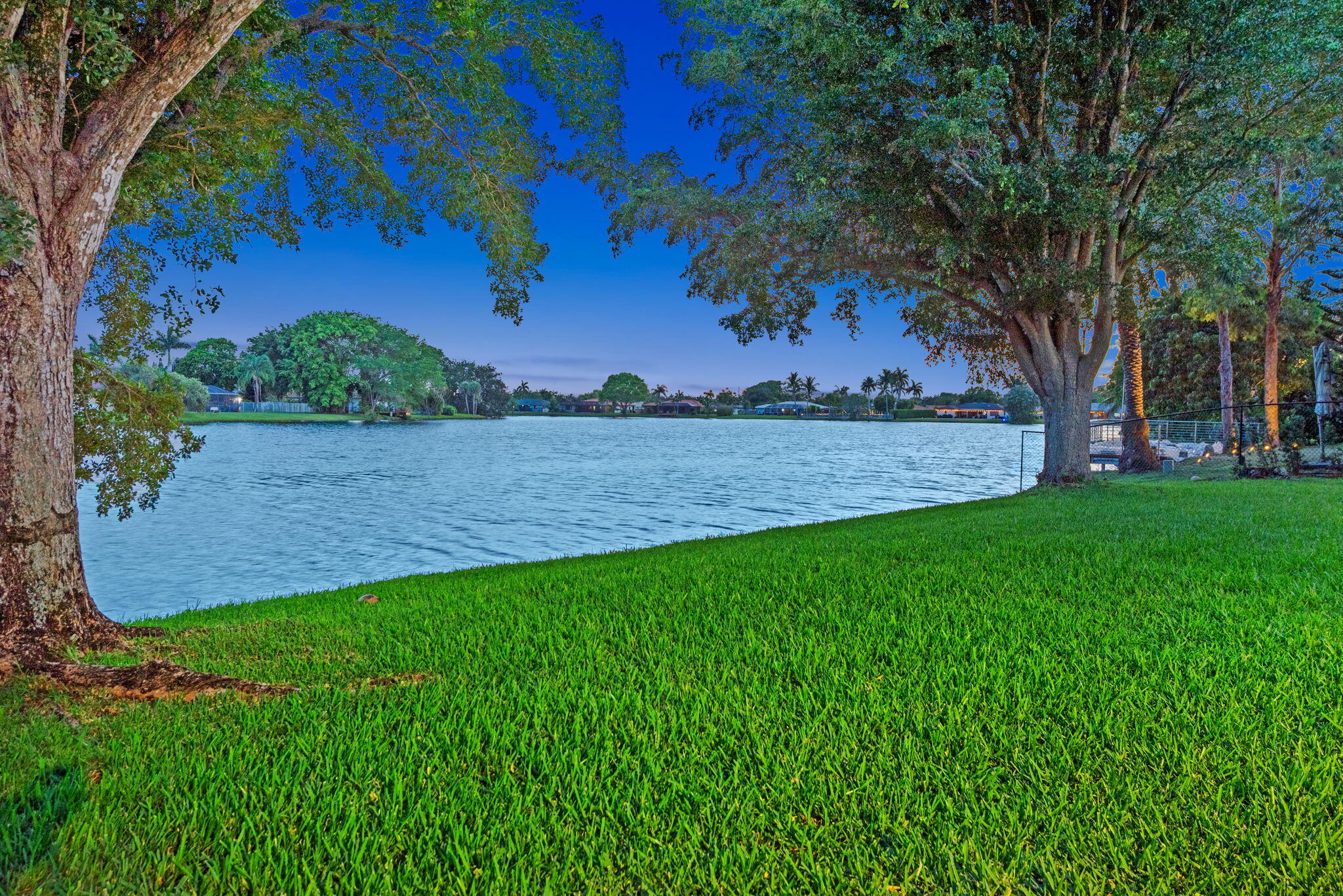 BONAVENTURE LAKES ADD 1 - Residential