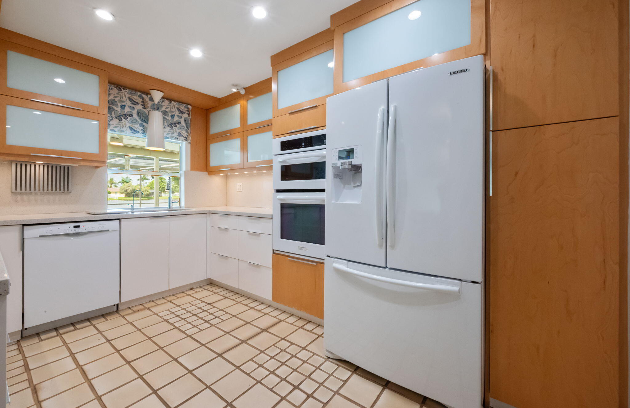 BONAVENTURE LAKES ADD 1 - Residential