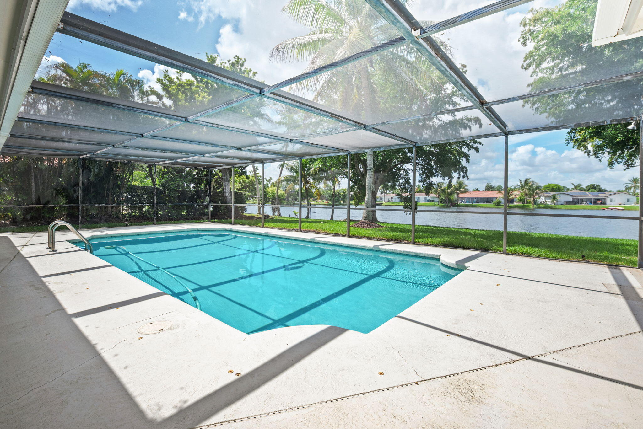 BONAVENTURE LAKES ADD 1 - Residential