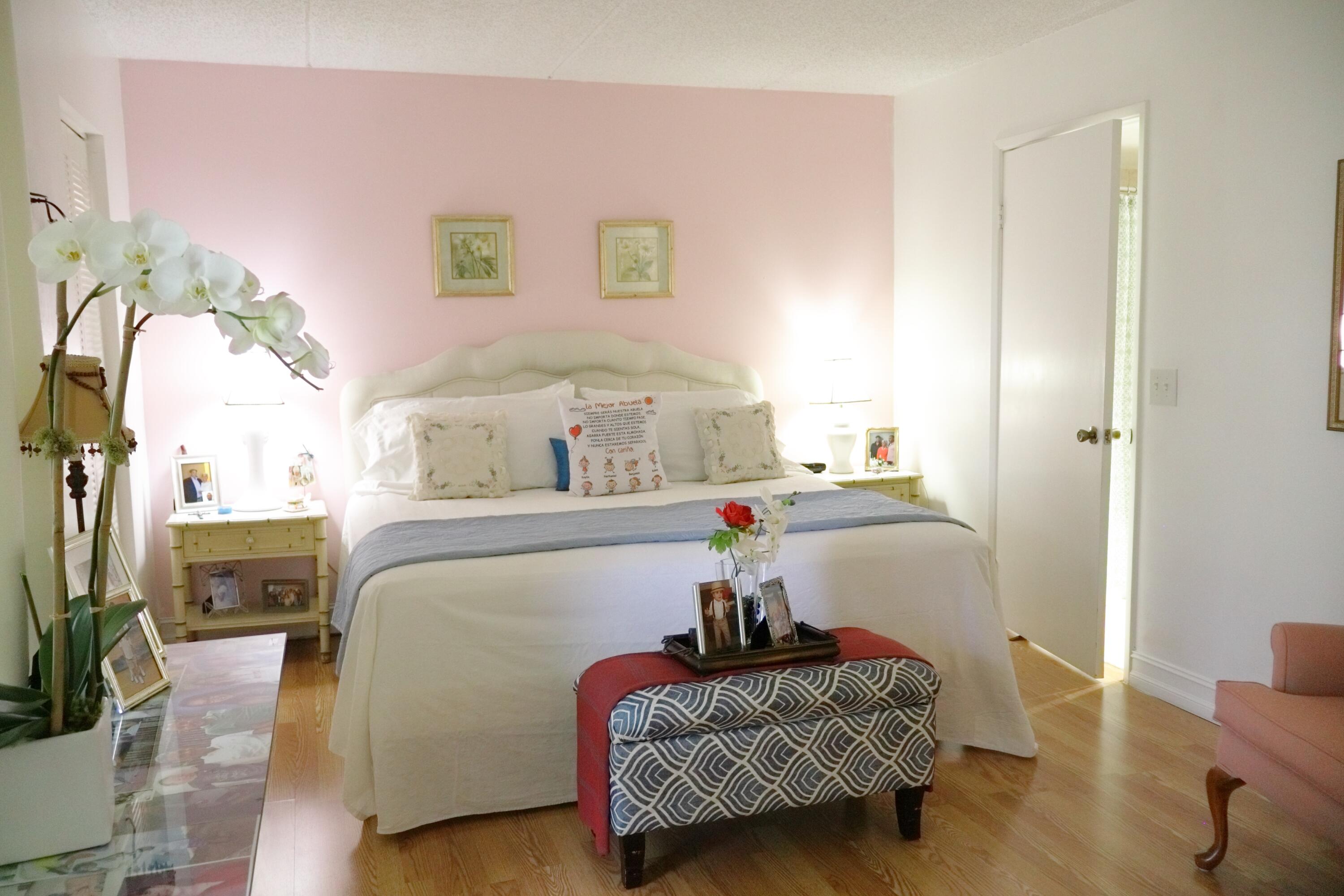 REGAL PALMS TRAFALGAR CONDO - Residential