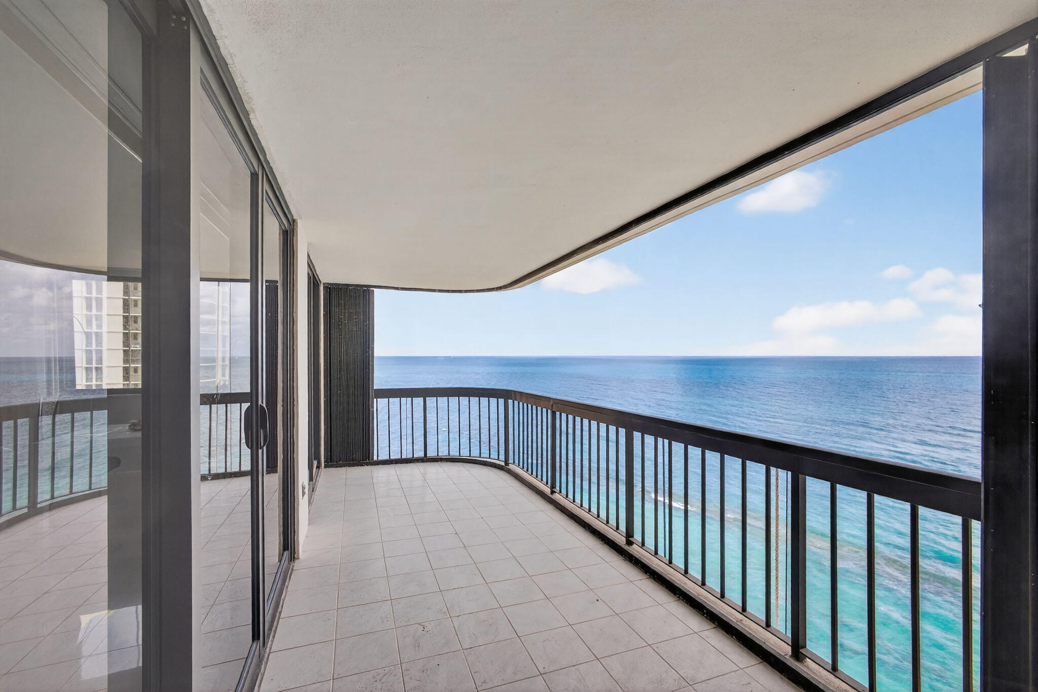 EASTPOINTE CONDO - Residential
