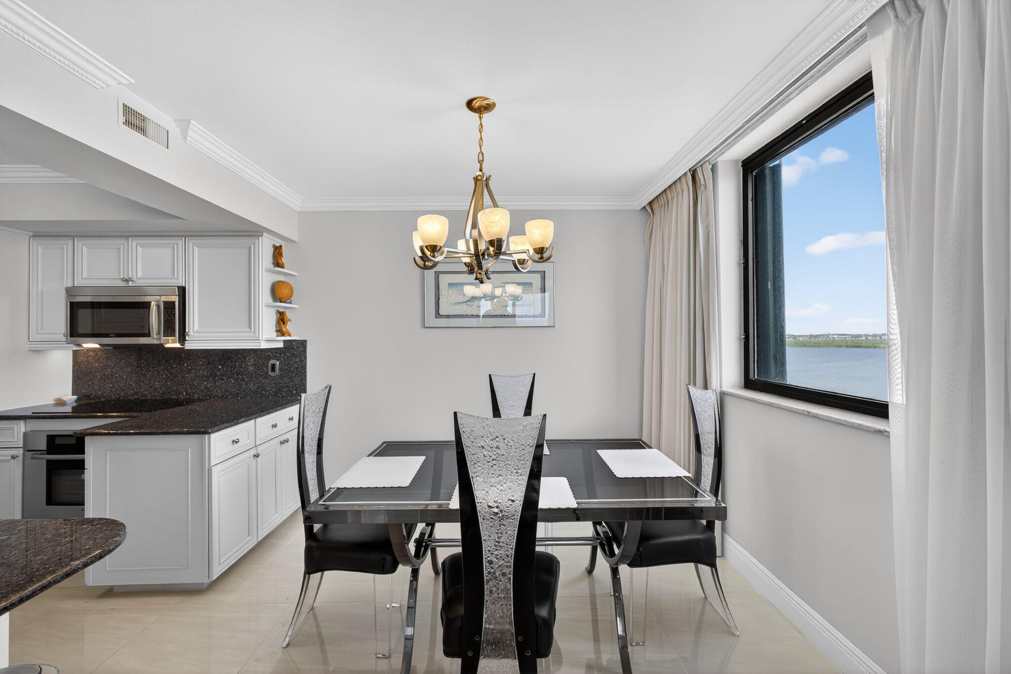 EASTPOINTE CONDO - Residential