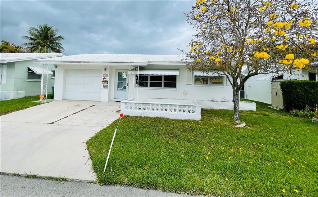 Mainlands Of Tamarac Lake - Residential