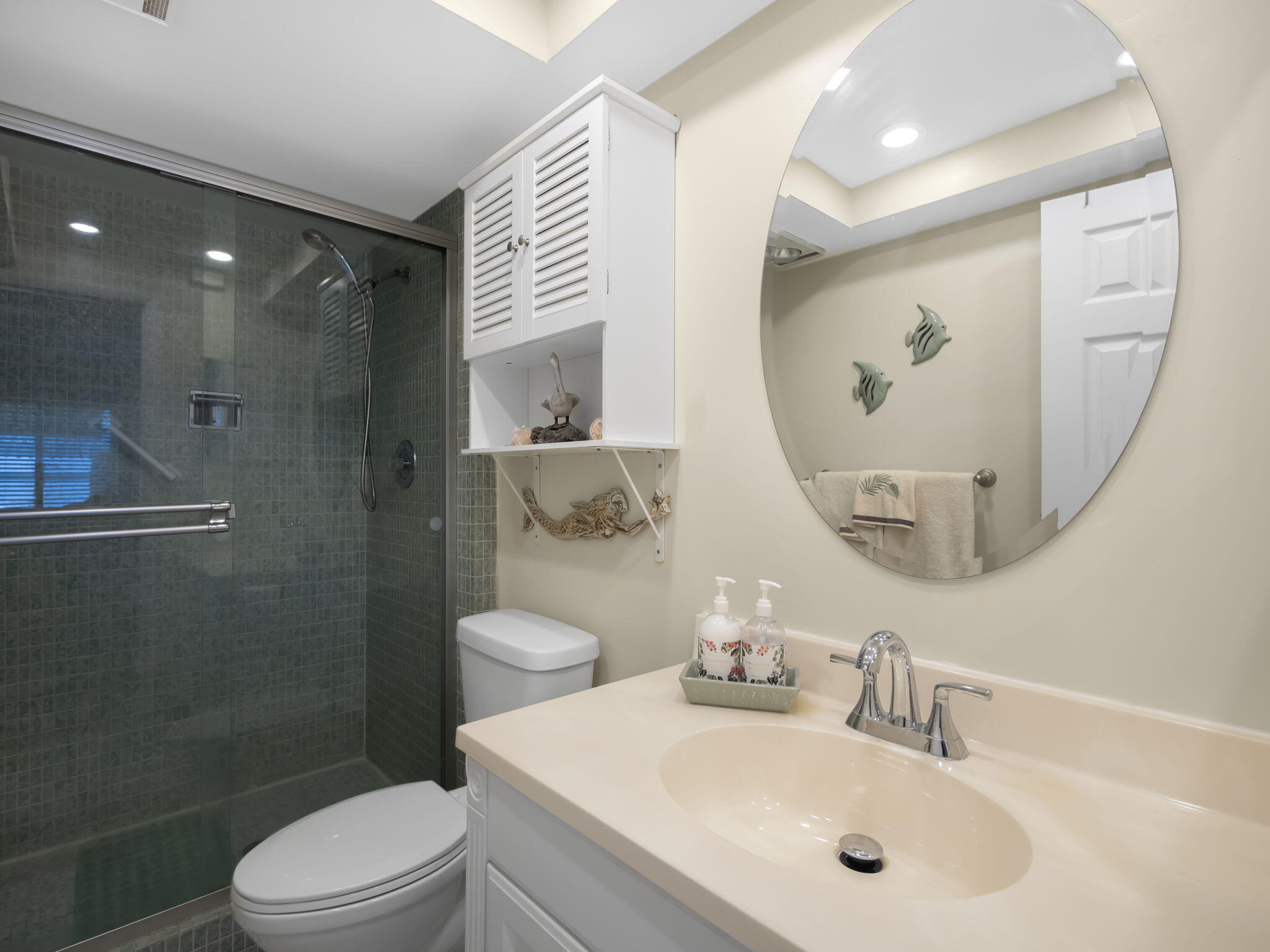 LANDINGS CONDO LT - Residential