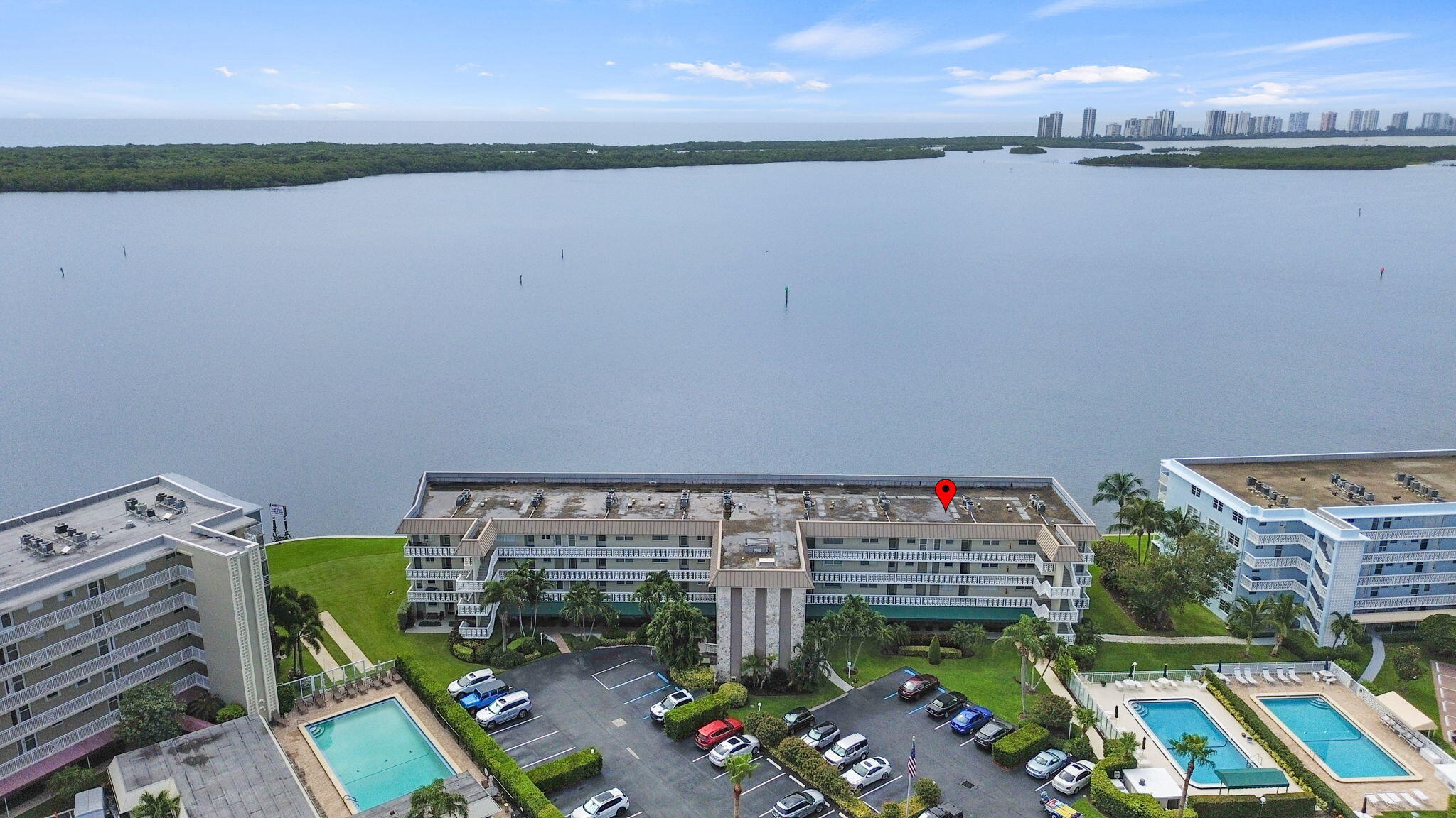 LANDINGS CONDO LT - Residential
