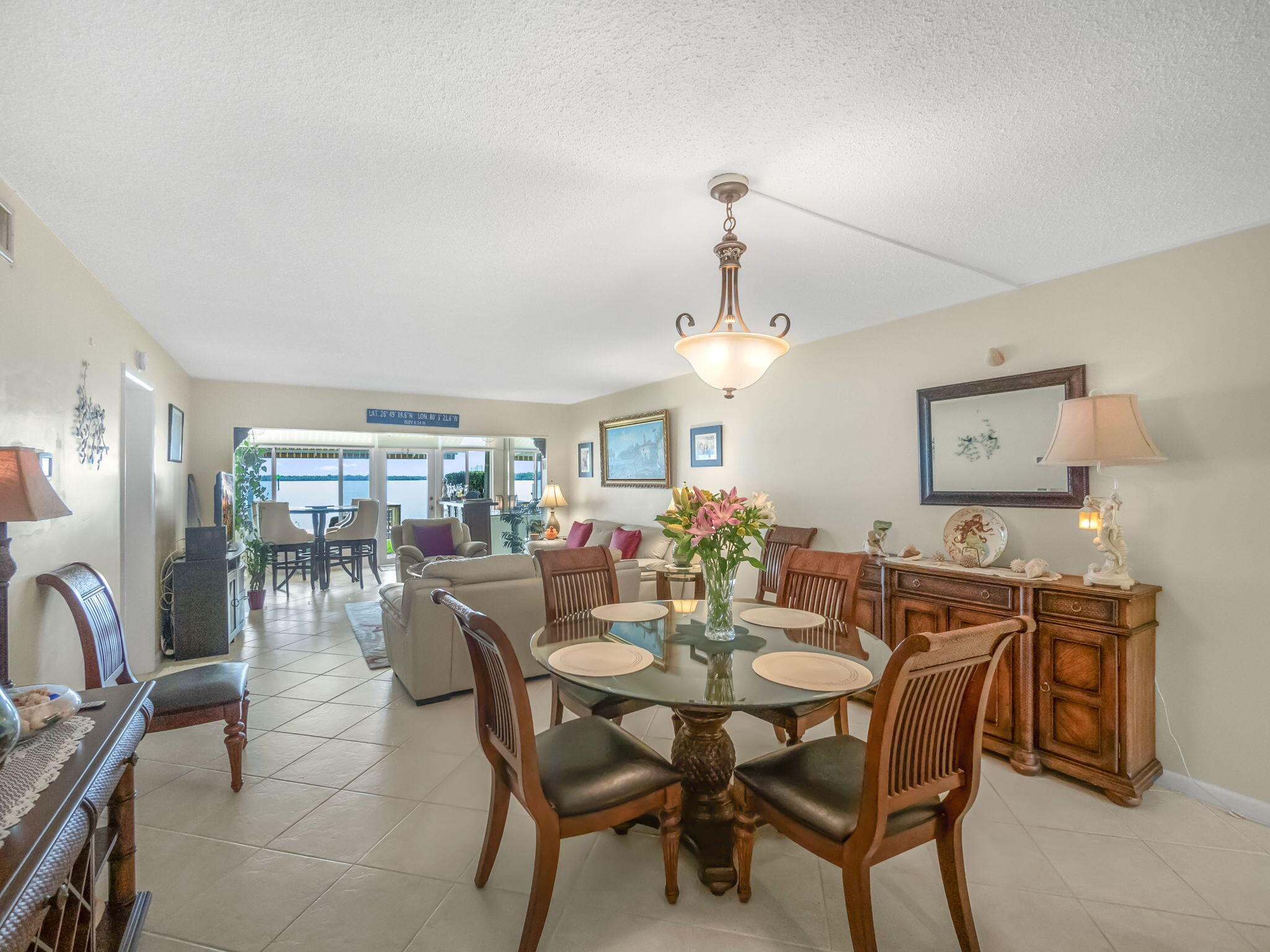 LANDINGS CONDO LT - Residential