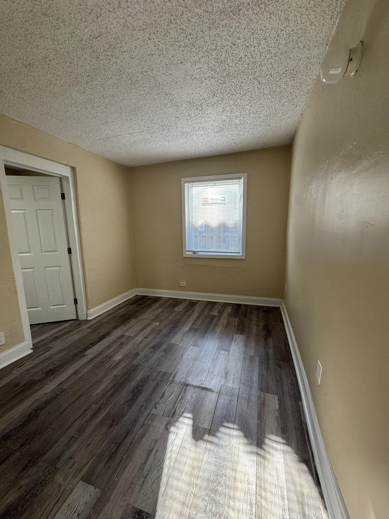 WASHINGTON PARK FOURTH ADD - Residential Lease