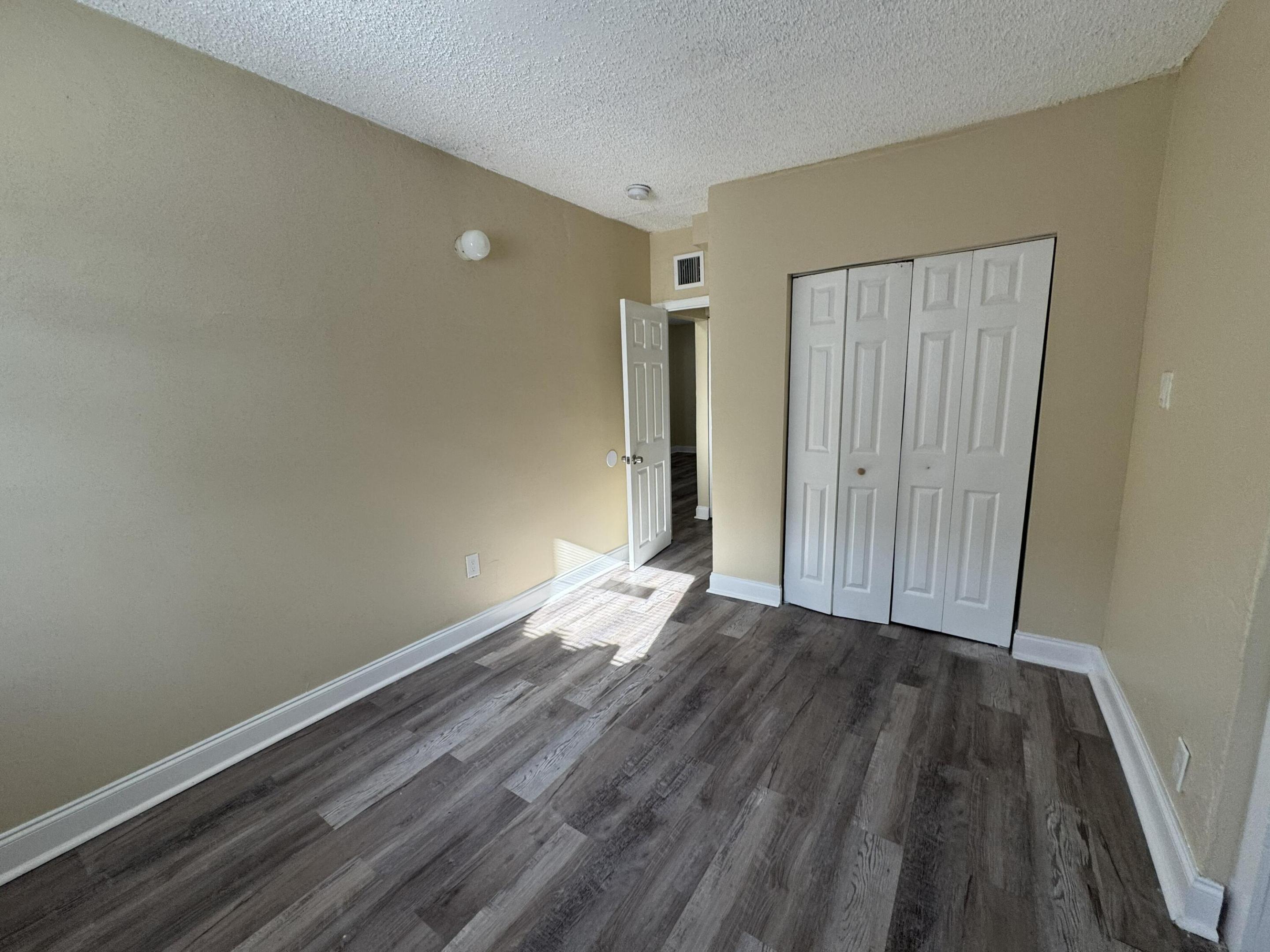 WASHINGTON PARK FOURTH ADD - Residential Lease