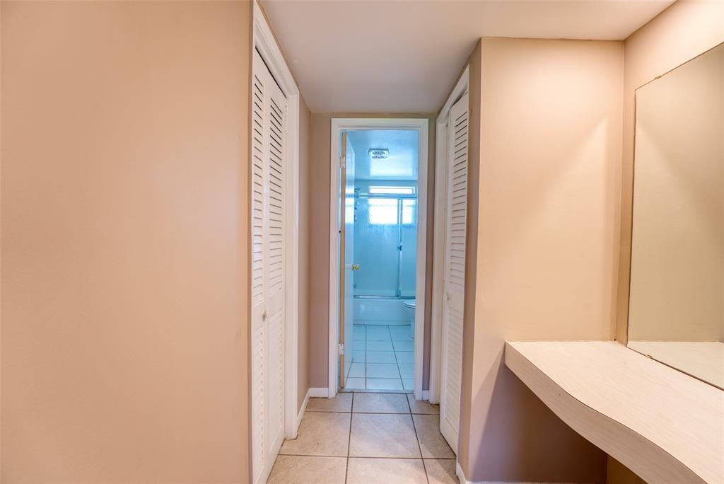 HILLCREST - Residential Lease