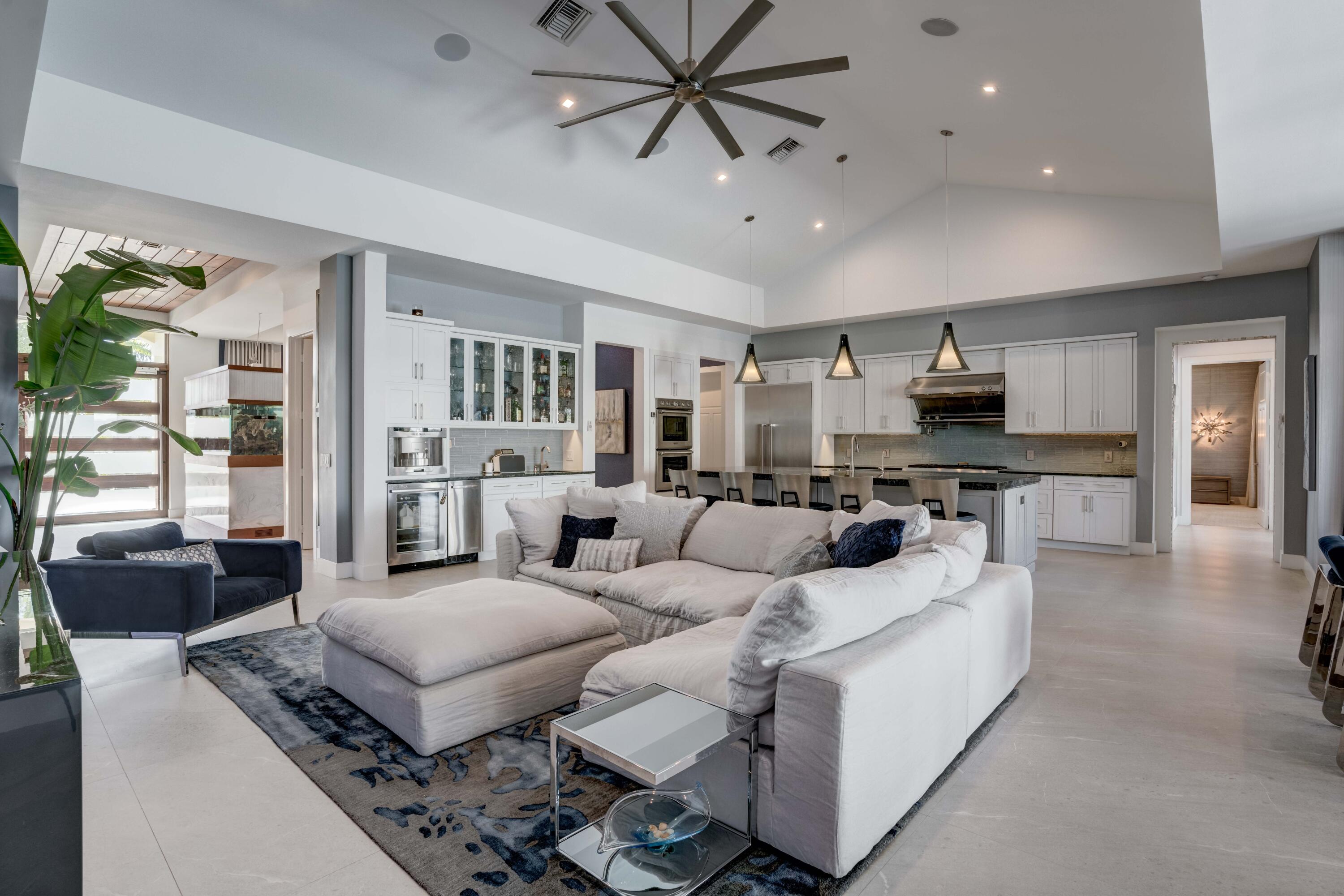 EDGEWATER PARK - Residential