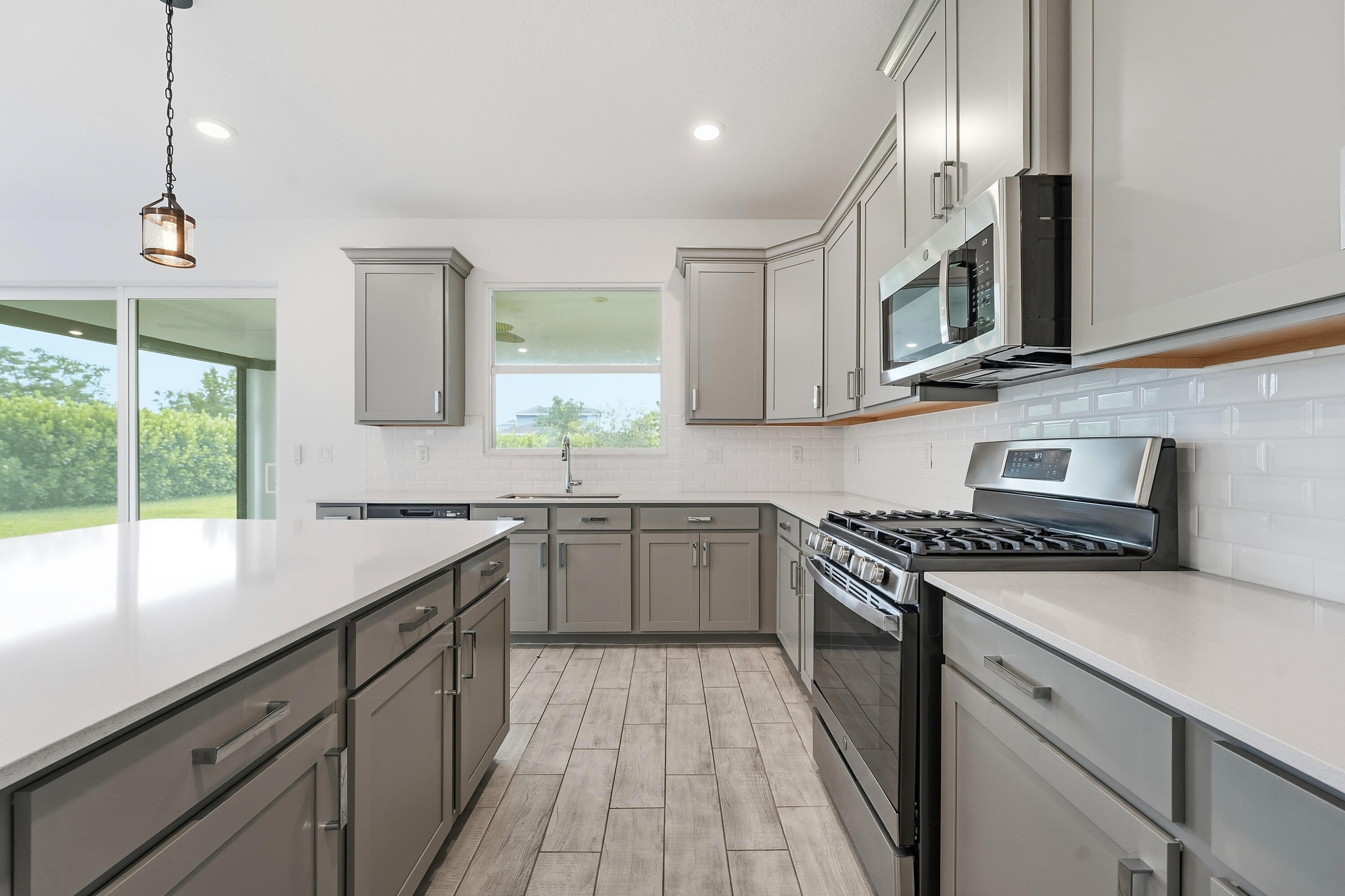 ARDEN PUD POD C SOUTH - Residential Lease