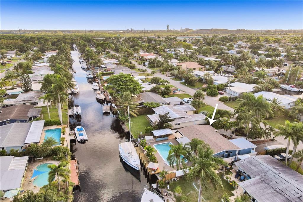 Lauderdale Isles 2 35-33 - Residential