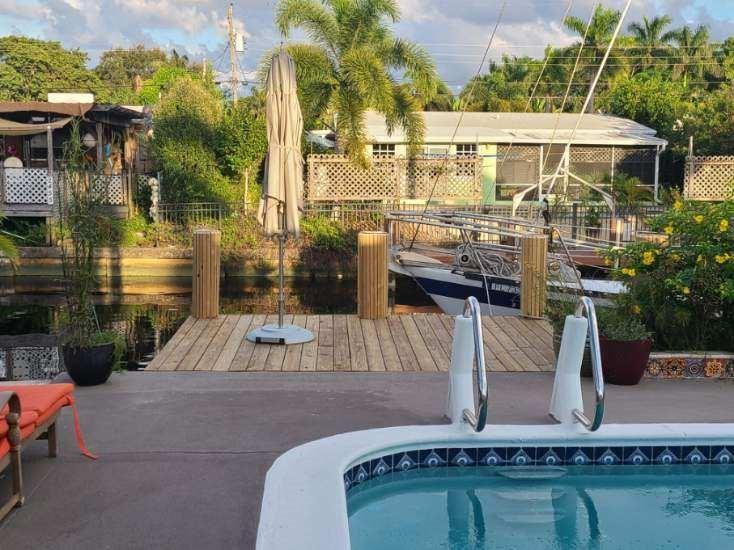 Lauderdale Isles 2 35-33 - Residential