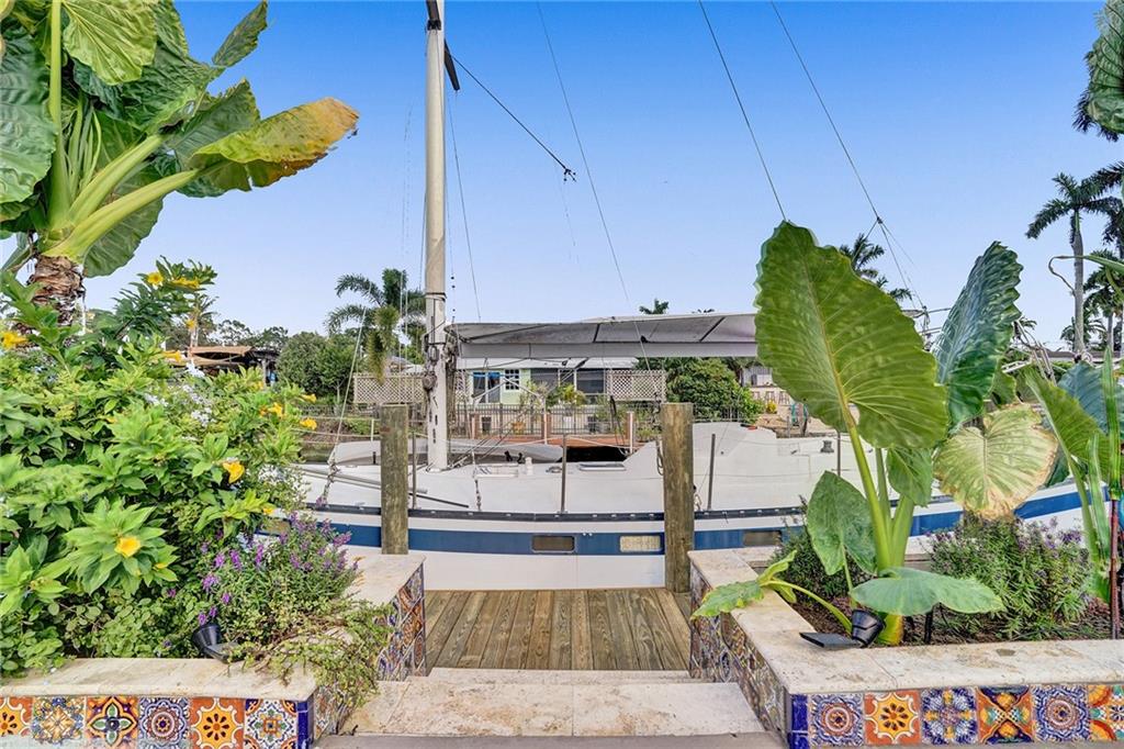 Lauderdale Isles 2 35-33 - Residential