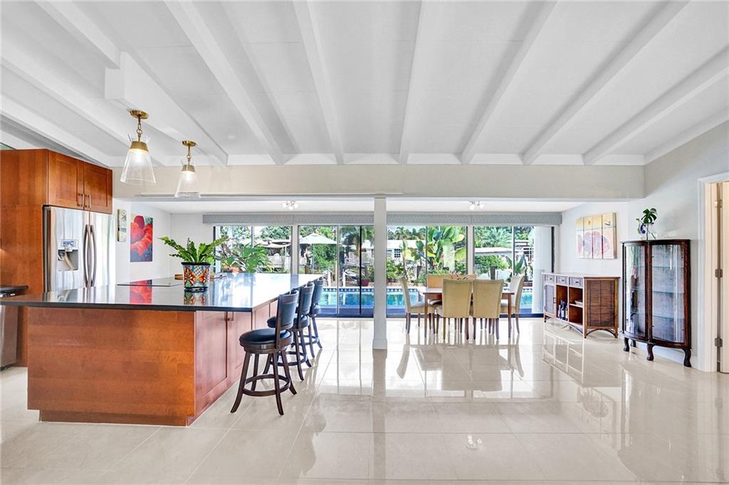 Lauderdale Isles 2 35-33 - Residential
