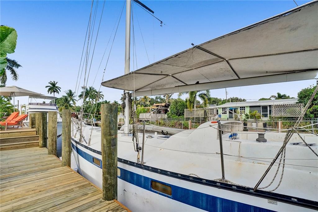 Lauderdale Isles 2 35-33 - Residential