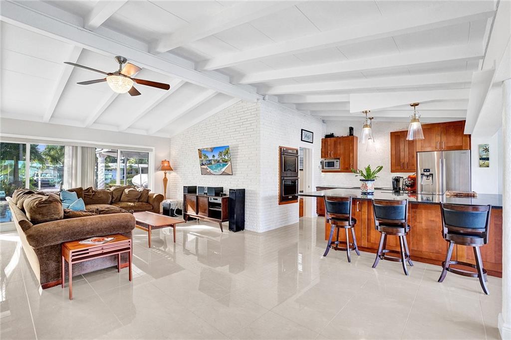 Lauderdale Isles 2 35-33 - Residential