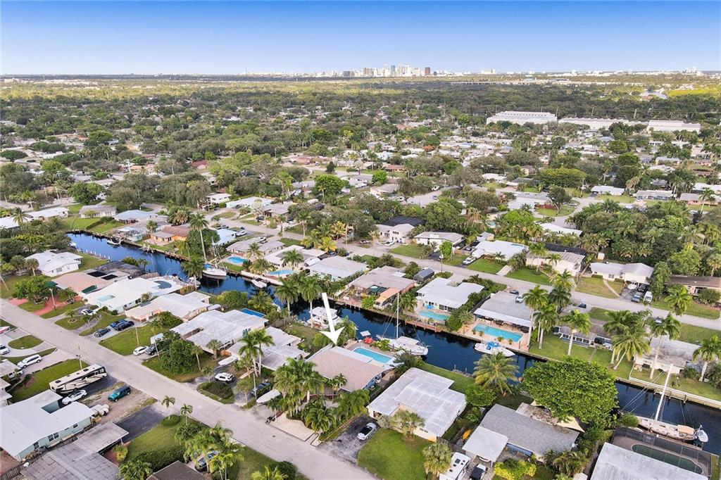 Lauderdale Isles 2 35-33 - Residential