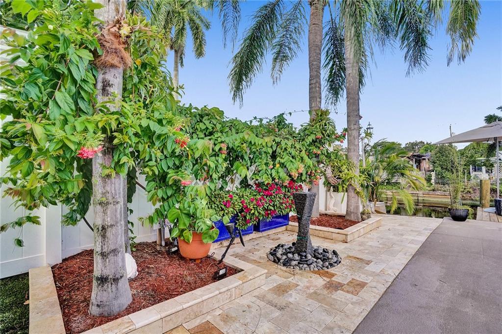 Lauderdale Isles 2 35-33 - Residential
