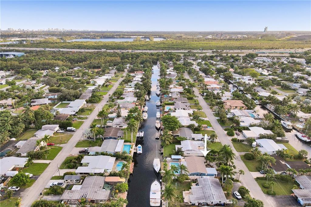 Lauderdale Isles 2 35-33 - Residential