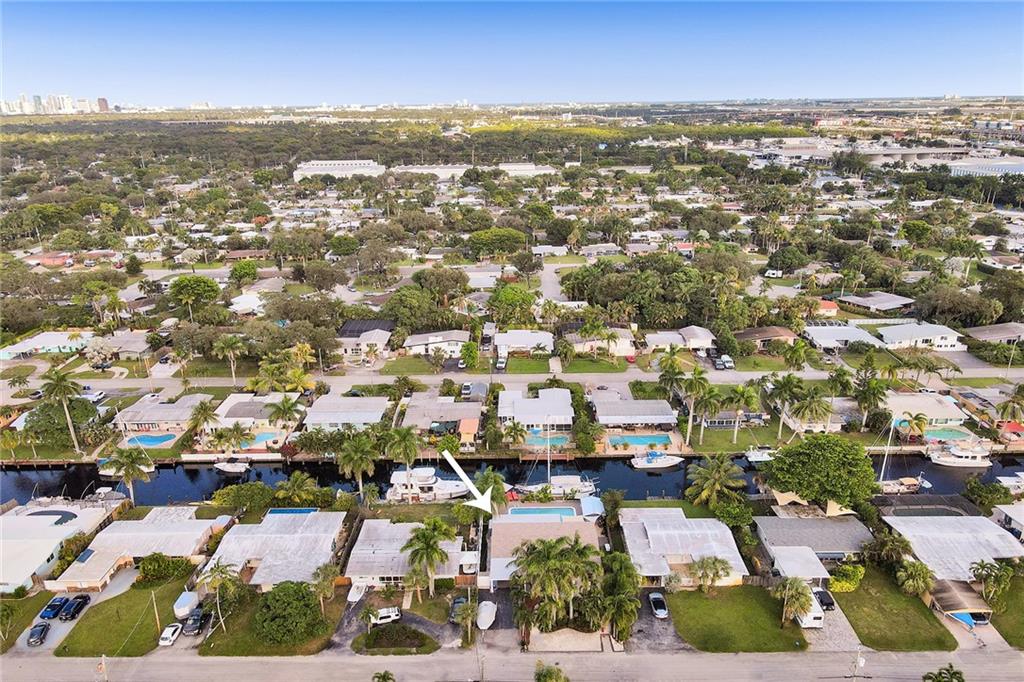 Lauderdale Isles 2 35-33 - Residential