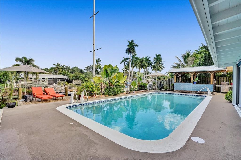 Lauderdale Isles 2 35-33 - Residential