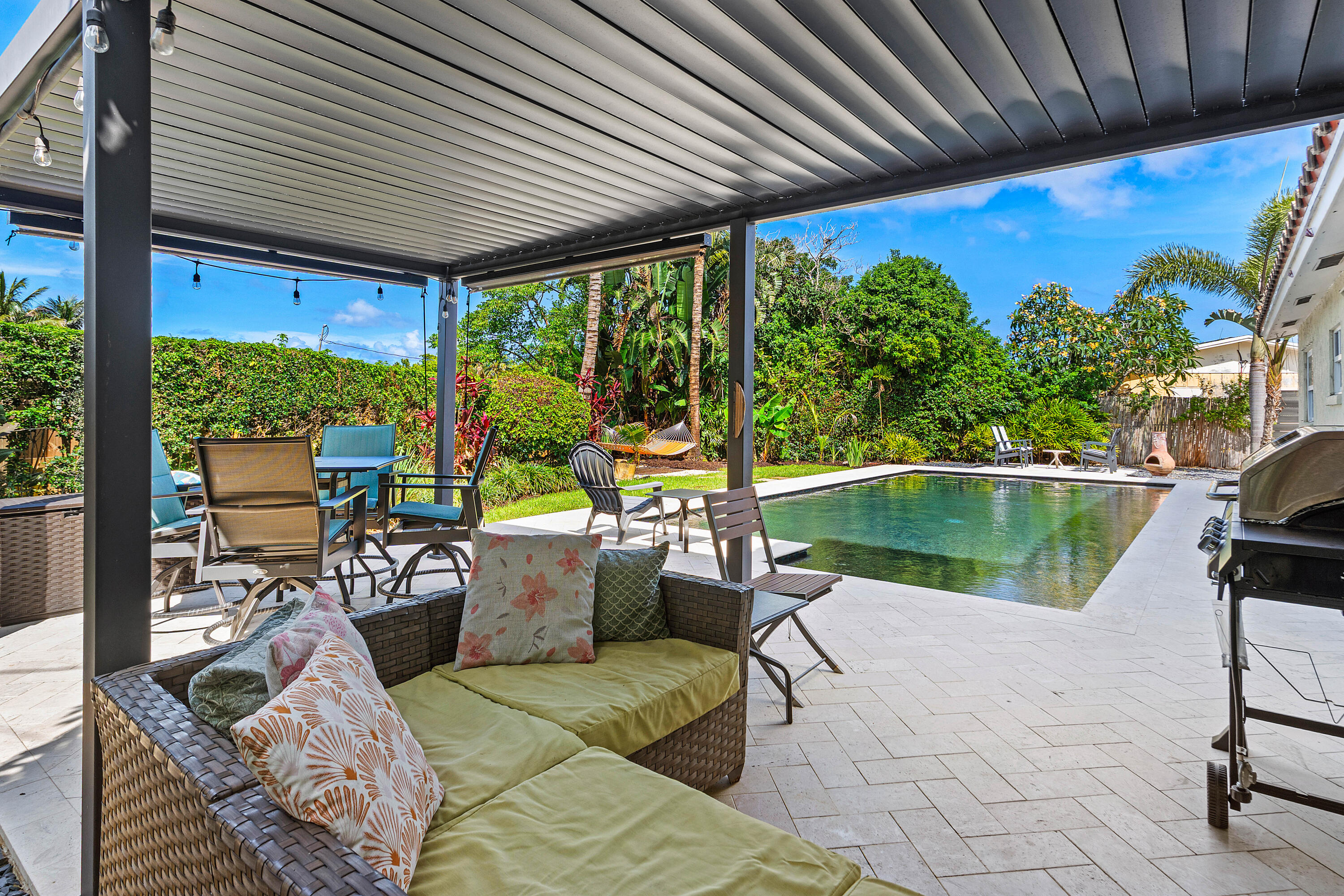 NORTH PALM BEACH VILLAGE OF 4 - Residential
