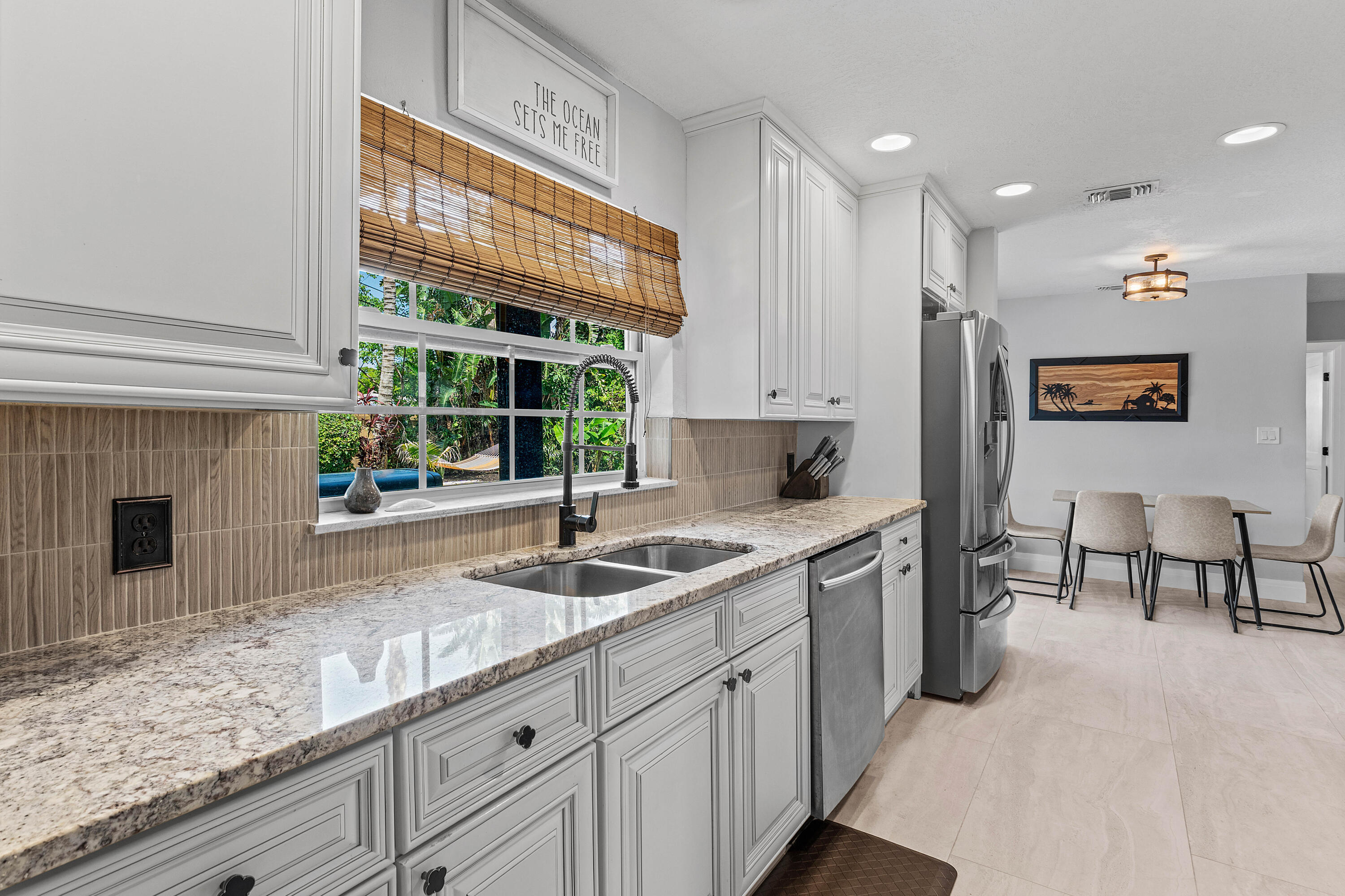 NORTH PALM BEACH VILLAGE OF 4 - Residential