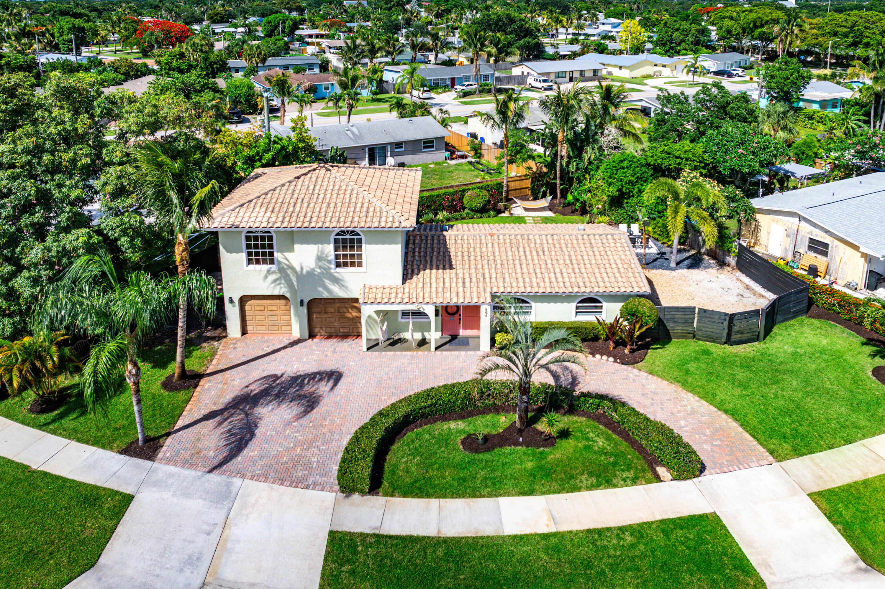 NORTH PALM BEACH VILLAGE OF 4 - Residential