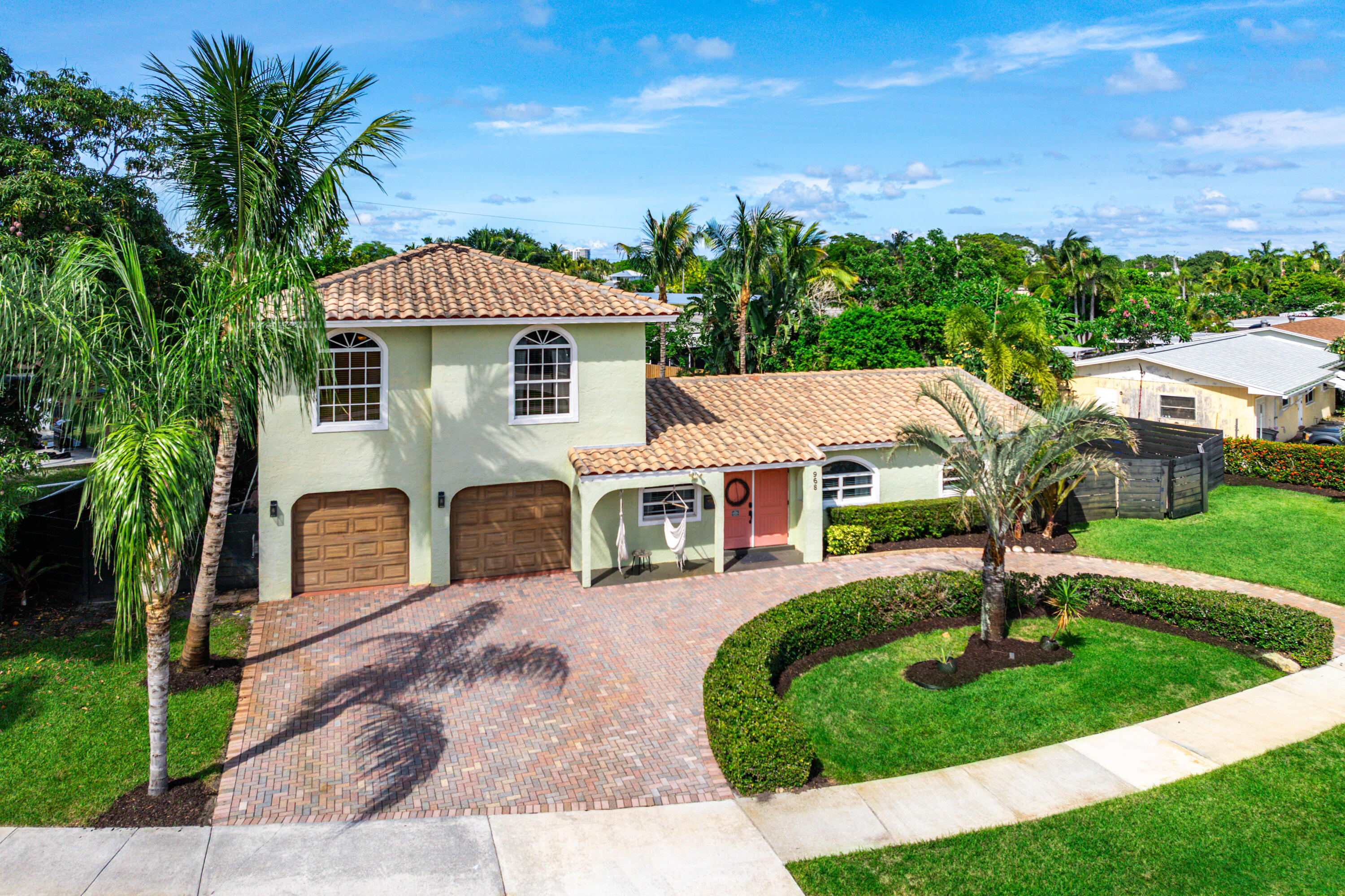 NORTH PALM BEACH VILLAGE OF 4 - Residential