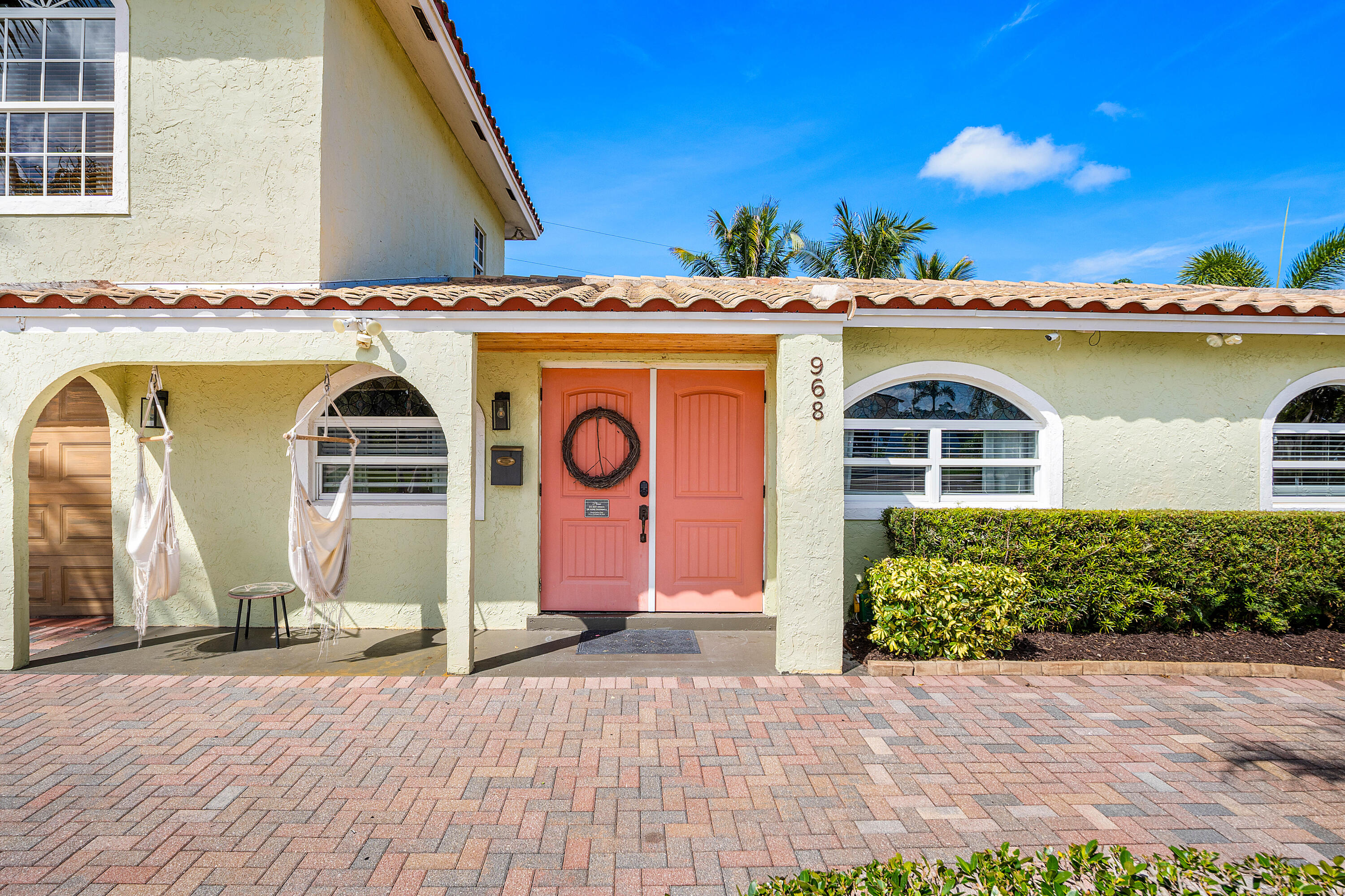 NORTH PALM BEACH VILLAGE OF 4 - Residential